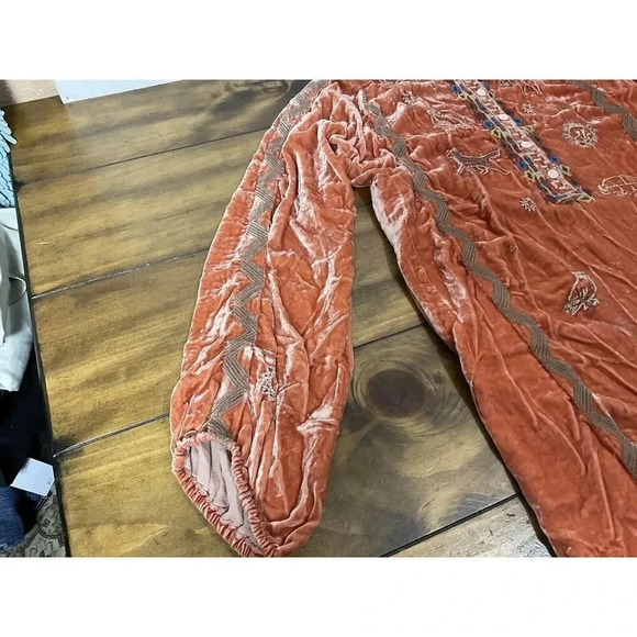 Johnny Was Biya Lyra Orange Velvet Zodiac Embroidered Blouse Tunic Large $345 - Picture 2 of 15